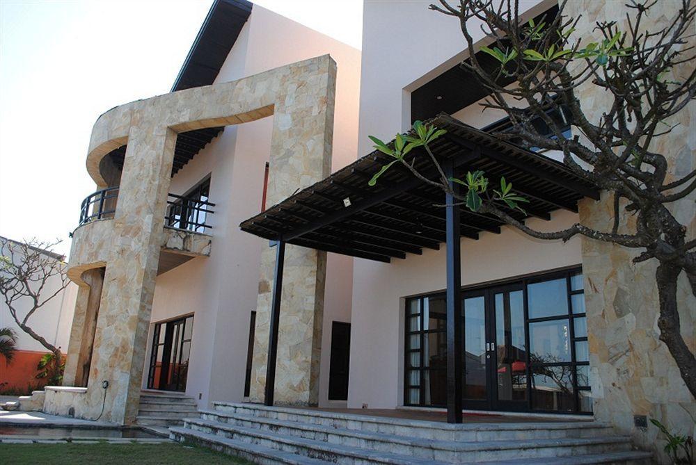 Suarti Resort, Villas & Gallery Ketewel Εξωτερικό φωτογραφία